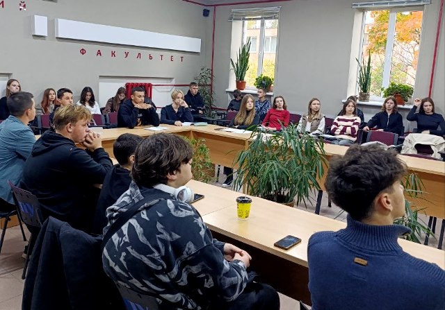 Учасники зустрічі